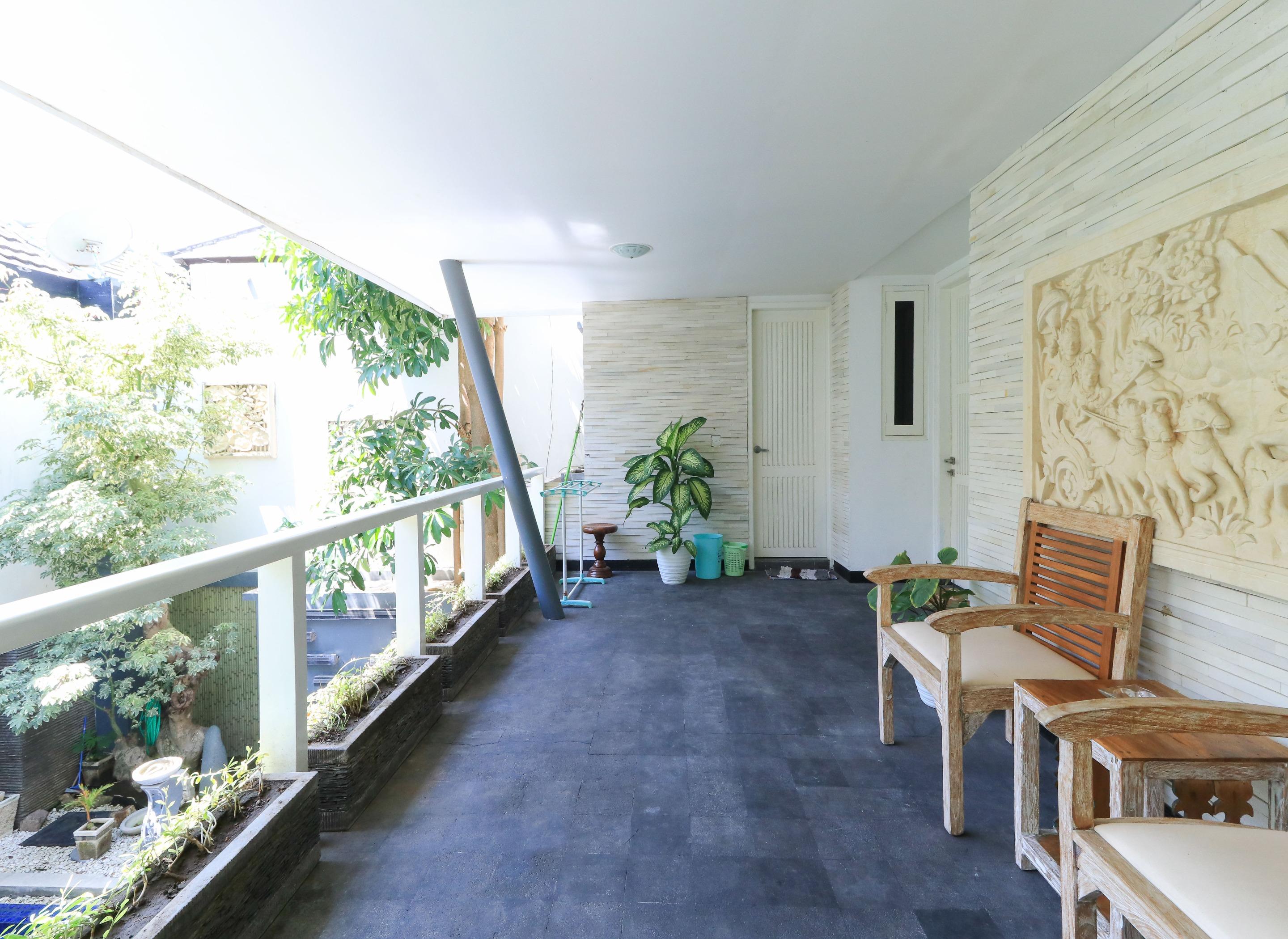 Kubu Kalih Residence Denpasar  Exterior photo